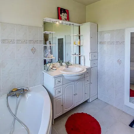 Ferienhaus Gemütliches Haus In Murviel-lès-montpellie Mit Wlan *